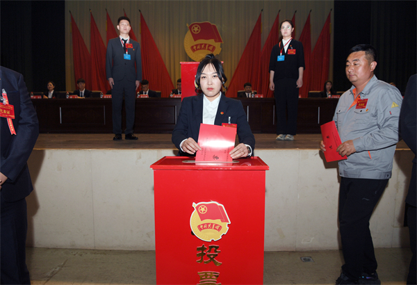 1750040455747865.jpg 4426d9a035acc2bdb97371e6ec8b183.jpg